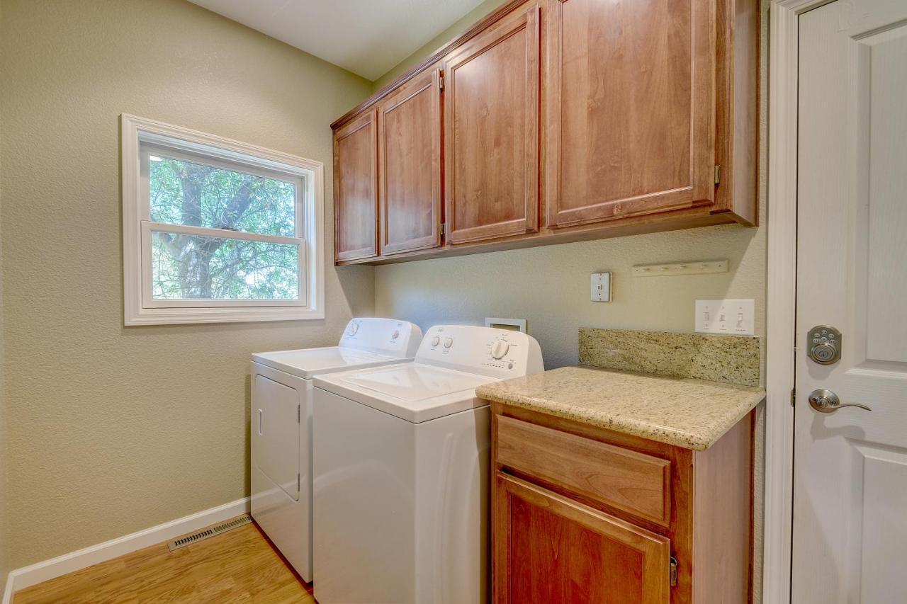 Mule Deer Cabin グローヴランド エクステリア 写真